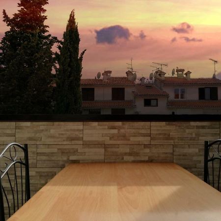 Nokturno Apartment, Self Check-In Porec Bagian luar foto