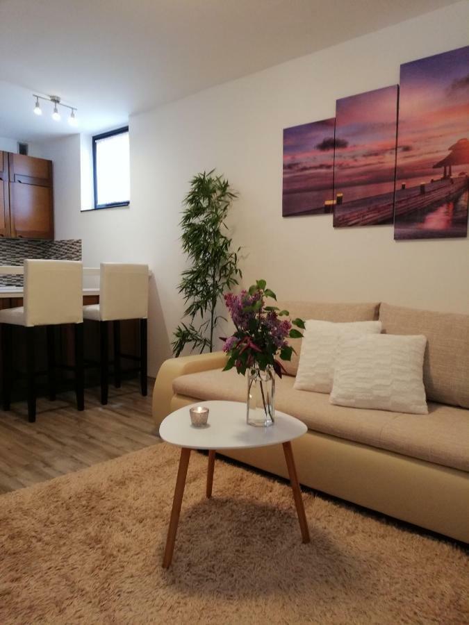 Nokturno Apartment, Self Check-In Porec Bagian luar foto