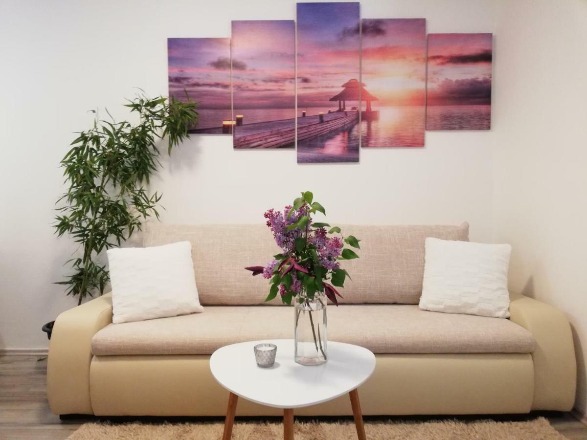 Nokturno Apartment, Self Check-In Porec Bagian luar foto