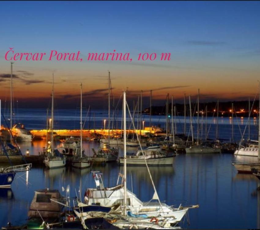 Nokturno Apartment, Self Check-In Porec Bagian luar foto